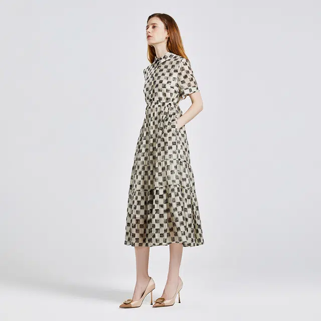 NINE WEST