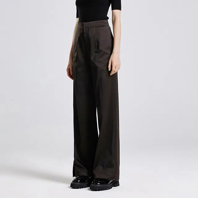 NINE WEST
