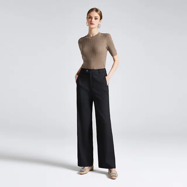 NINE WEST