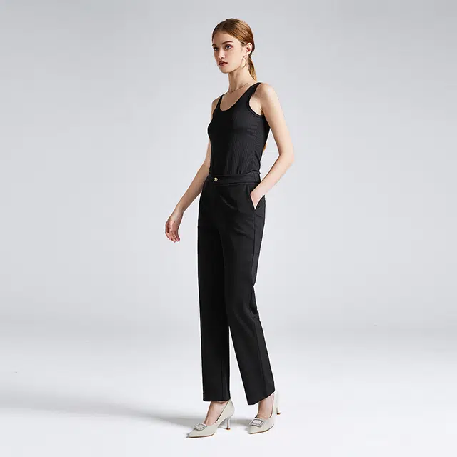 NINE WEST