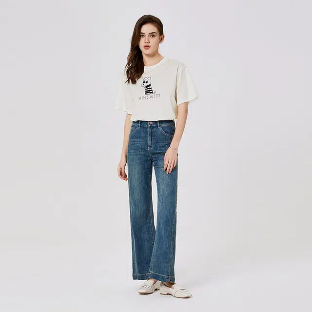 NINE WEST T