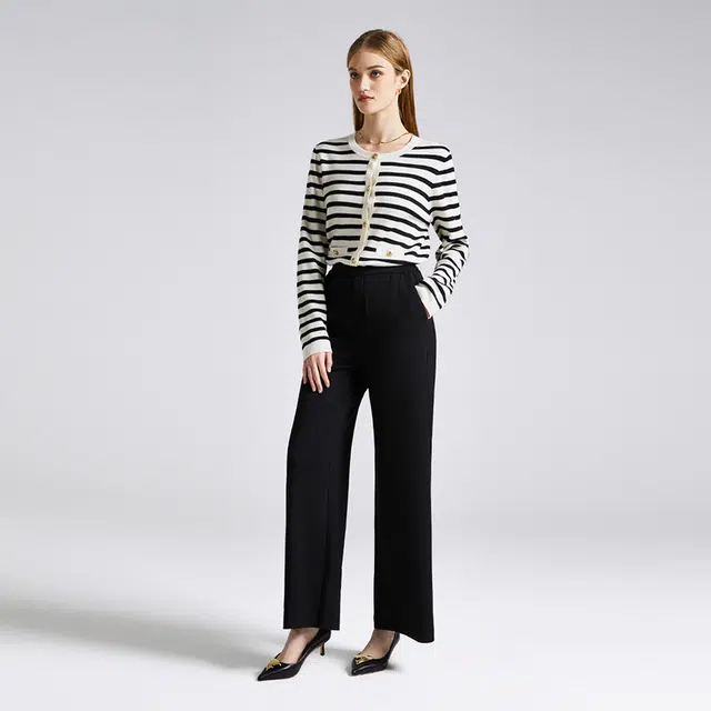 NINE WEST