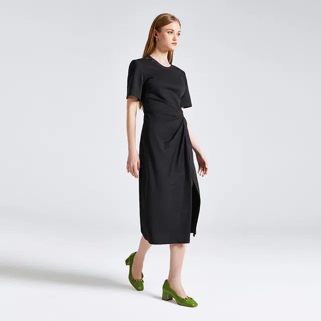 NINE WEST