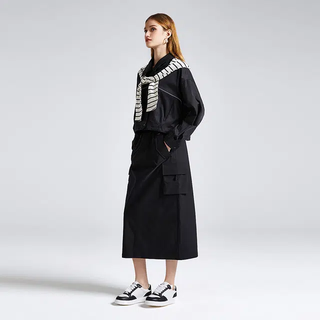 NINE WEST