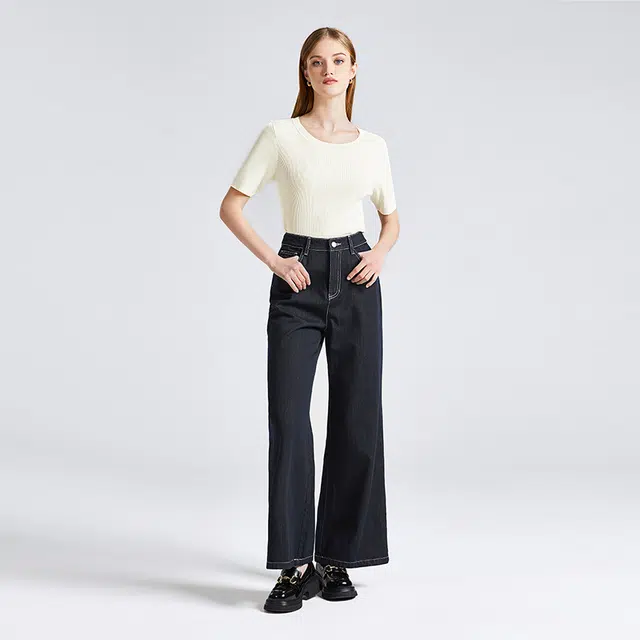 NINE WEST