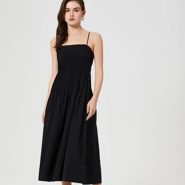 NINE WEST