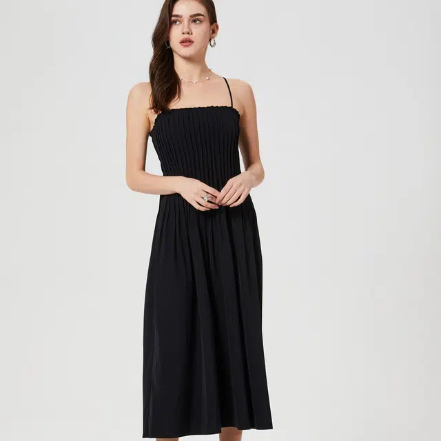 NINE WEST