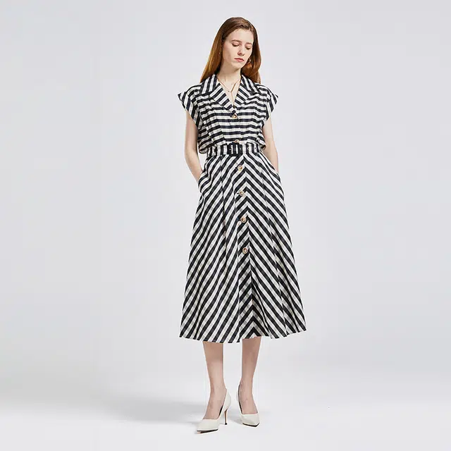 NINE WEST V