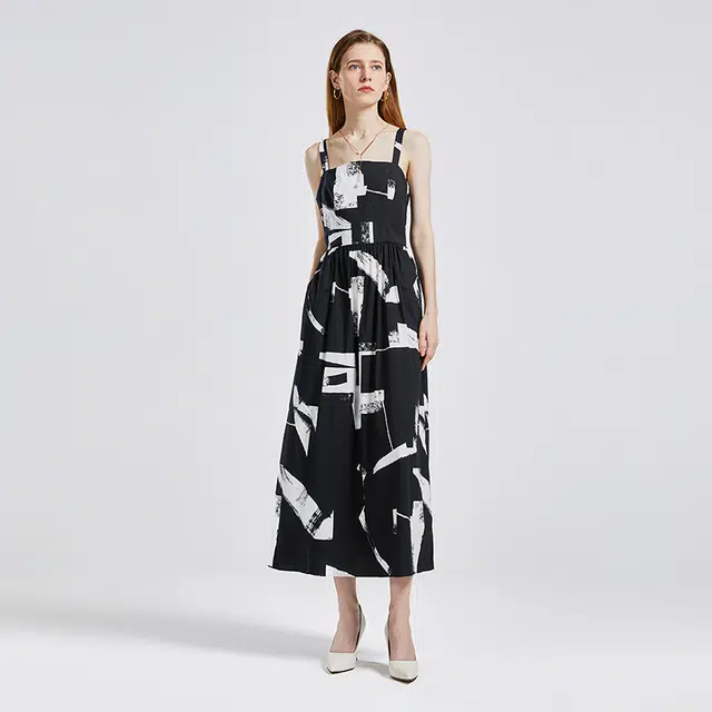 NINE WEST