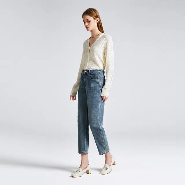 NINE WEST