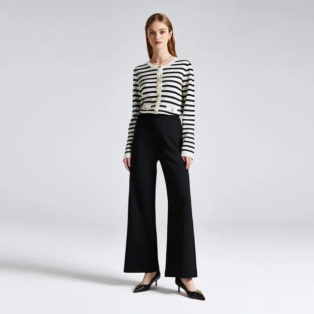 NINE WEST