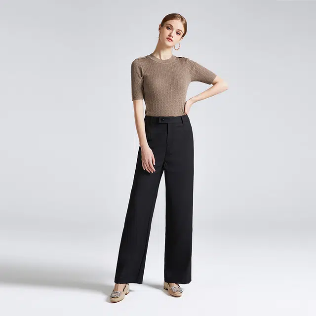 NINE WEST