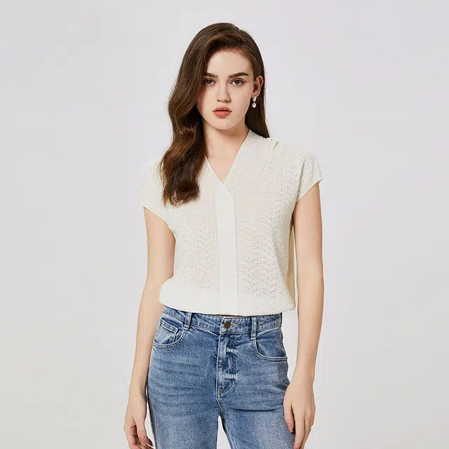 NINE WEST