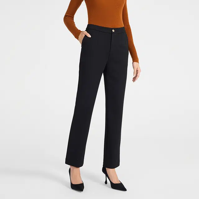 NINE WEST