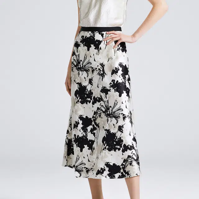 NINE WEST