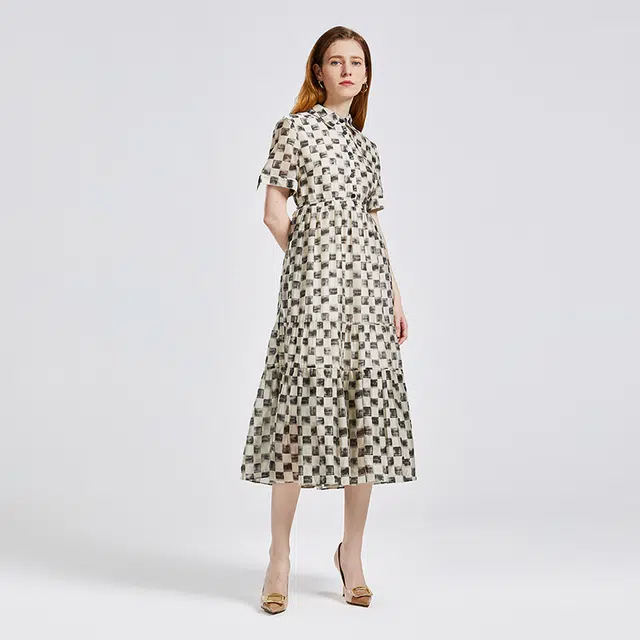 NINE WEST