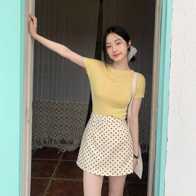木清清 高腰时尚百搭气质休闲短裙 女款 杏色