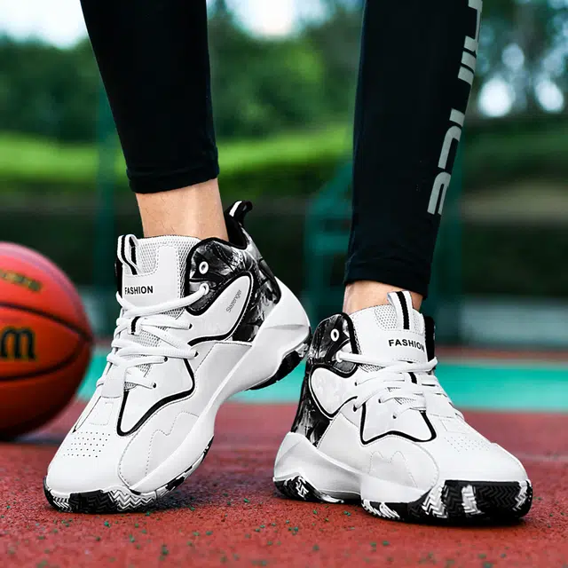 Slazenger STRIKE