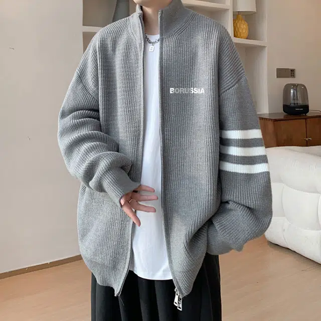 普鲁士多特蒙德 美式复古拼接条纹三杠时尚基础款高级感宽松百搭拉链设计半高领慵懒长袖开衫毛衣 男女同款