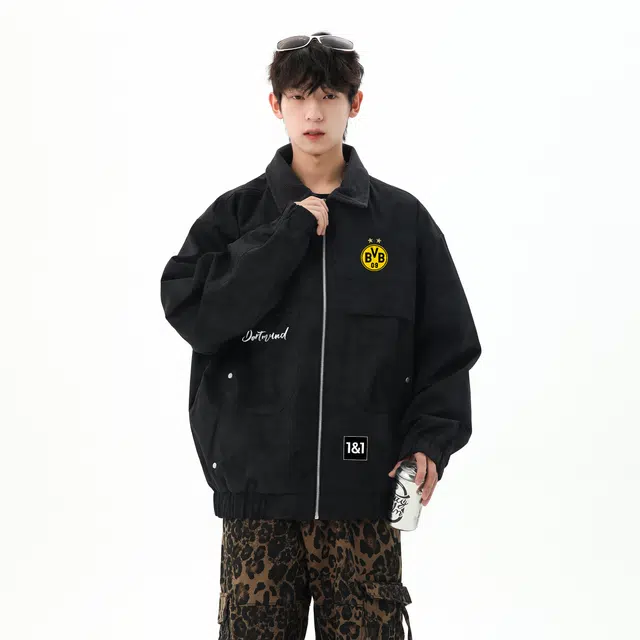 普鲁士多特蒙德 美式复古巴恩风拼接撞色灯芯绒翻领外套无性别主义做旧扎染队徽字母袋印花铆钉贴宽松痞帅工装短款休闲夹克 男女同款