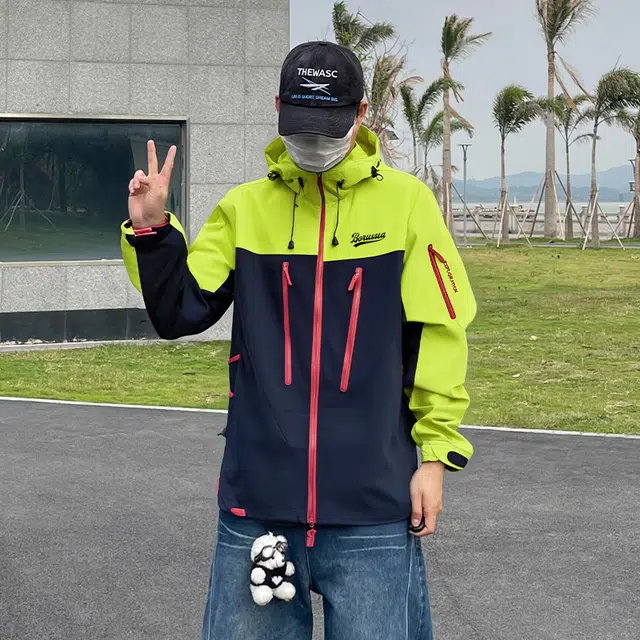 普鲁士多特蒙德  多口袋防泼水拉链宽松休闲  山地多用途徒步旅行户外远足 速干防水防风冲锋衣 男女同款