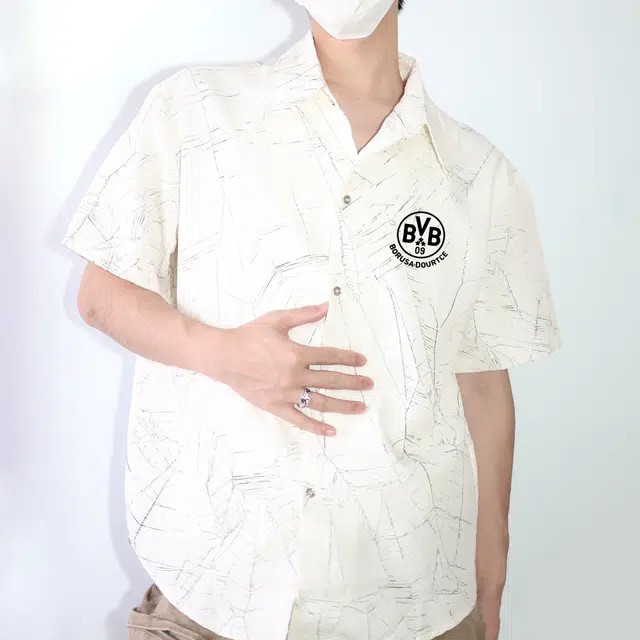 普鲁士多特蒙德 美式复古潮流解构肌理感裂纹宽松舒适时尚街头日常百搭经典简约休闲短袖衬衫 男女同款