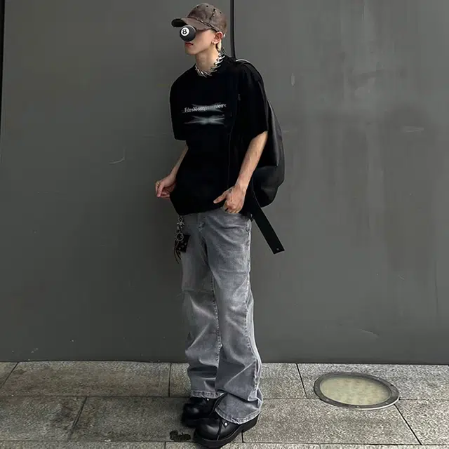 普鲁士多特蒙德 美式复古水洗高街纯色无性别主义宽松微喇直筒中腰休闲百搭舒适长裤牛仔裤 男女同款