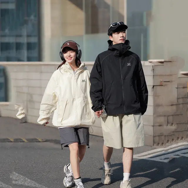 普鲁士多特蒙德 纯色连帽拉链 透气防紫外线凉感防晒防晒服 男女同款
