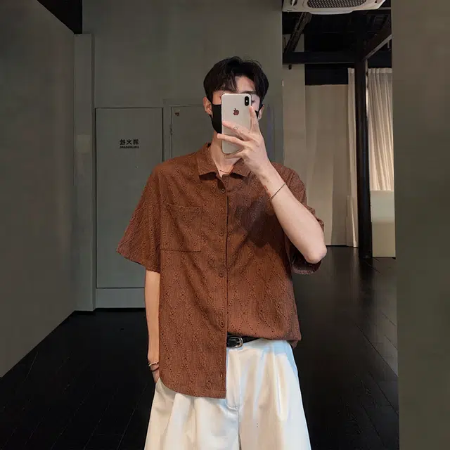 普鲁士多特蒙德 无性别主义高街风古巴领法式慵懒风时尚百搭肌理感镂空性感时尚宽松短袖衬衫 男女同款