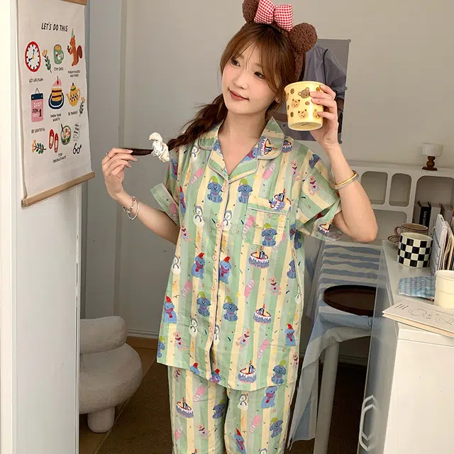 侘町 生日小熊清新卡通柔软透气亲肤睡衣礼盒 女款 绿色