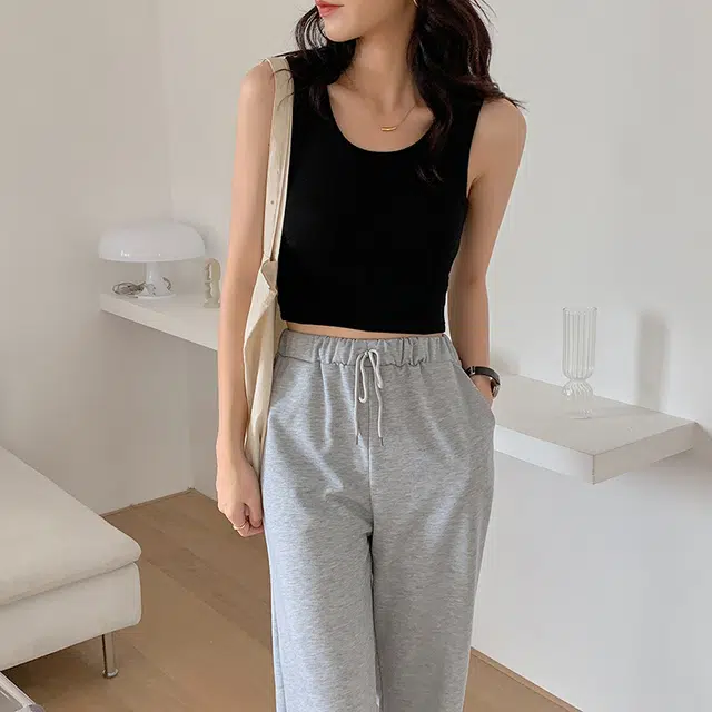 莫代尔 纯色修身圆领纯色打底背心 女款