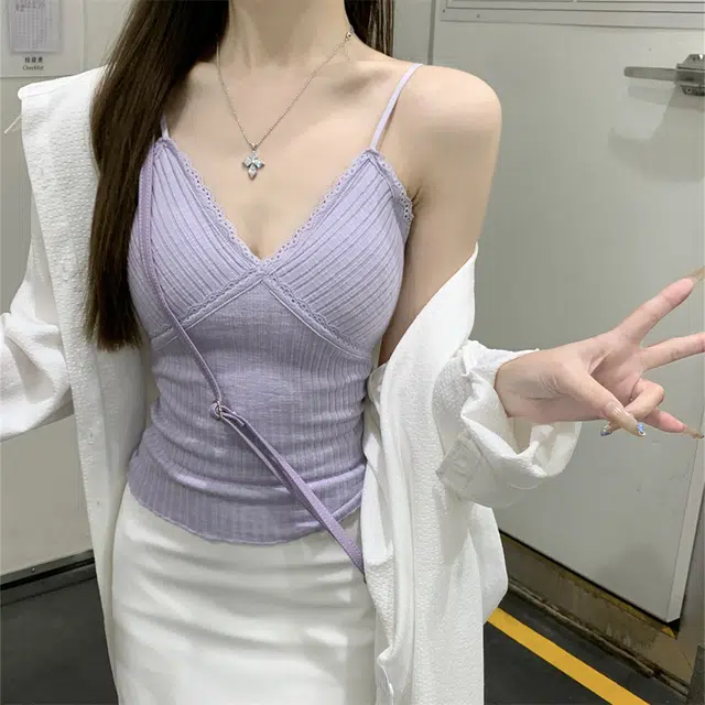 v