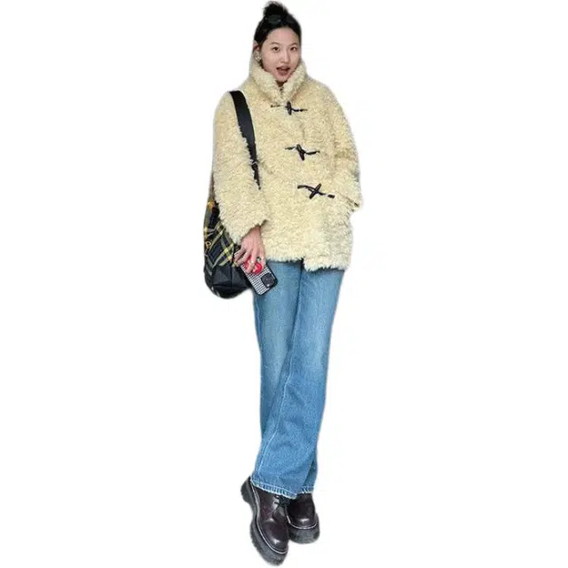 邓大喵 冬季羊羔长款外套加厚牛角扣保暖上衣毛毛大衣环保女皮草 女款