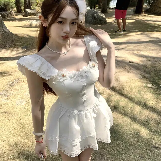 邓大喵 甜美小飞袖花朵公主裙夏季法式初恋收腰蓬蓬裙短袖连衣裙 女款