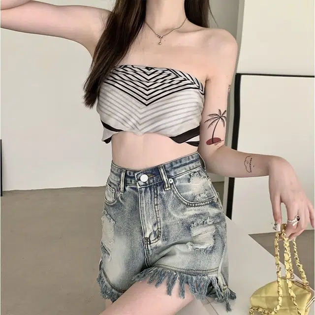 邓大喵 复古水洗做旧毛边宽松高腰牛仔短裤 女款