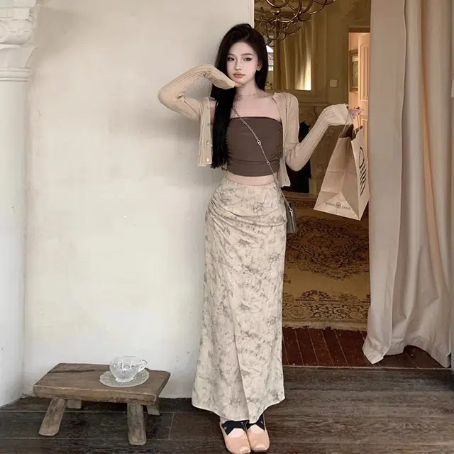 邓大喵 针织抹胸背心设计感高腰半身裙薄款防晒开衫外套裙装套装 女款