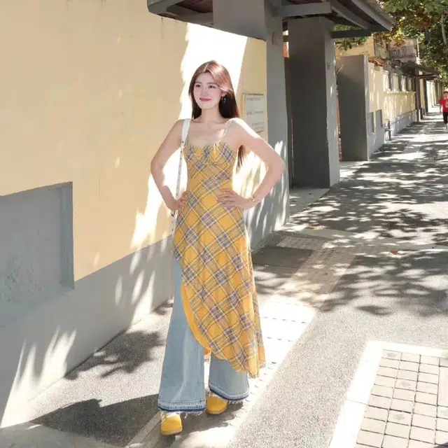 邓大喵 赫本风复古撞色格纹吊带女夏季洋气不规则百搭收腰长裙连衣裙 女款