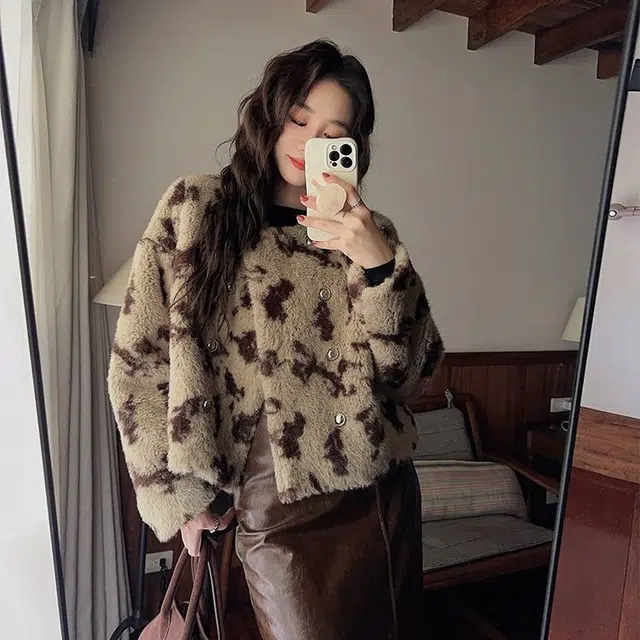 邓大喵 爱迷鹿毛绒绒小香风环保外套女秋冬保暖美拉德穿搭小个子皮草 女款