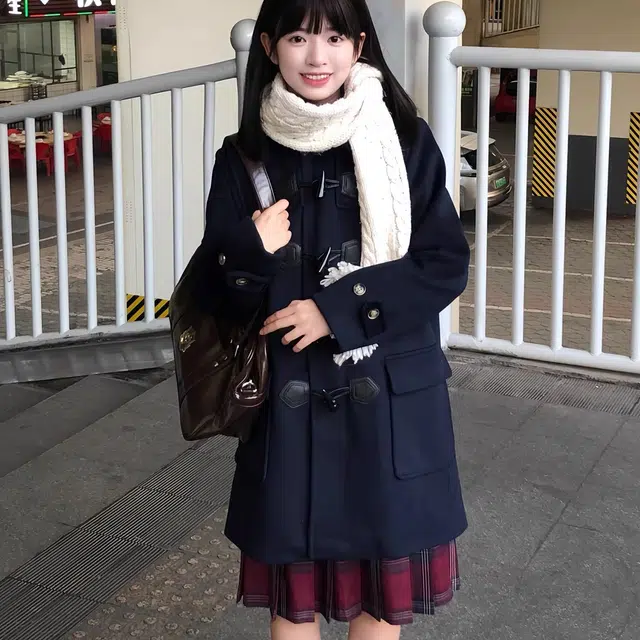 邓大喵 小众不撞款日系连帽牛角扣女学院风加厚长款外套秋冬穿搭大衣 女款