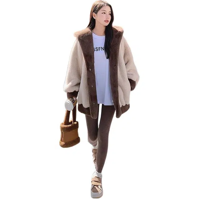 邓大喵 百搭简约舒适时尚绒感外套 女款