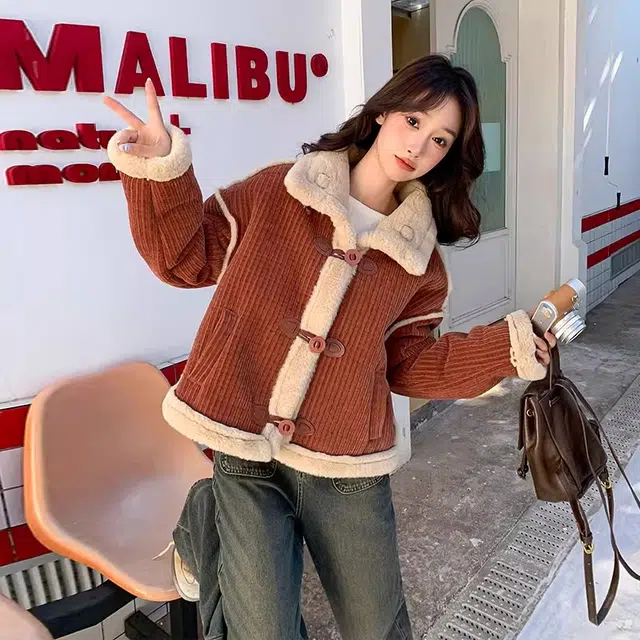 邓大喵 皮毛一体羊羔毛短外套冬季加绒加厚保暖灯芯绒女秋冬穿搭棉服 女款