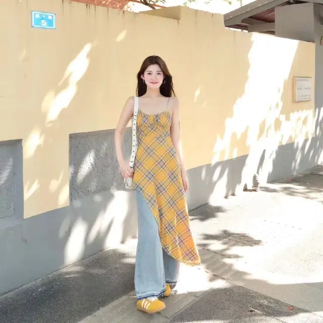 邓大喵 赫本风复古撞色格纹吊带女夏季洋气不规则百搭收腰长裙连衣裙 女款