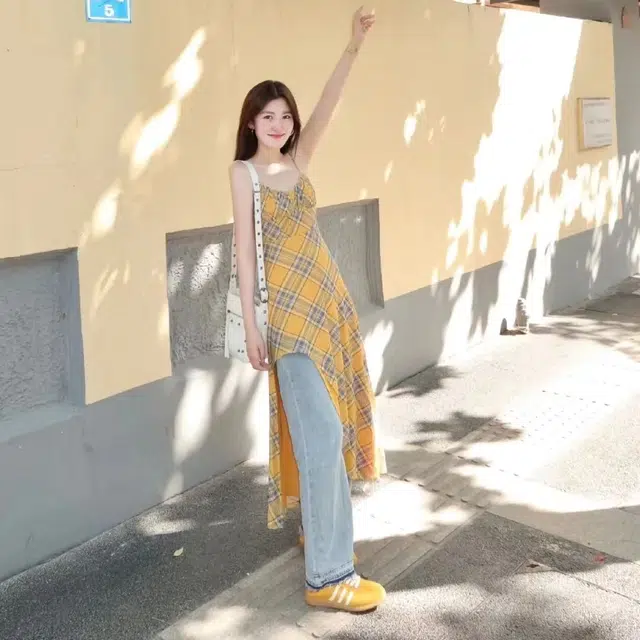 邓大喵 赫本风复古撞色格纹吊带女夏季洋气不规则百搭收腰长裙连衣裙 女款