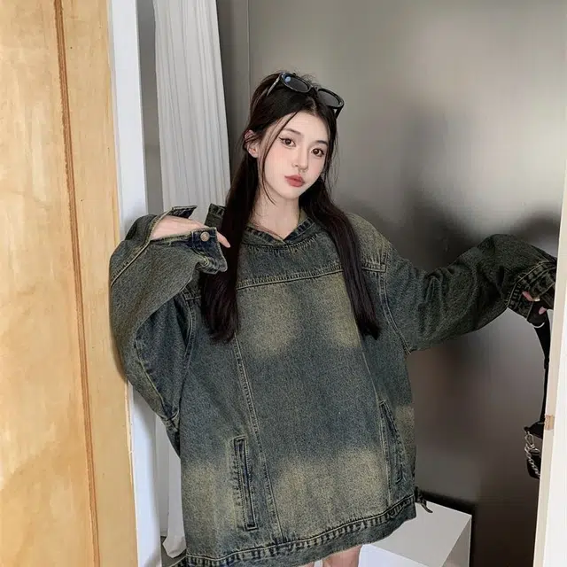 邓大喵 美式做旧连帽女春季设计感复古宽松套头夹克牛仔外套 女款