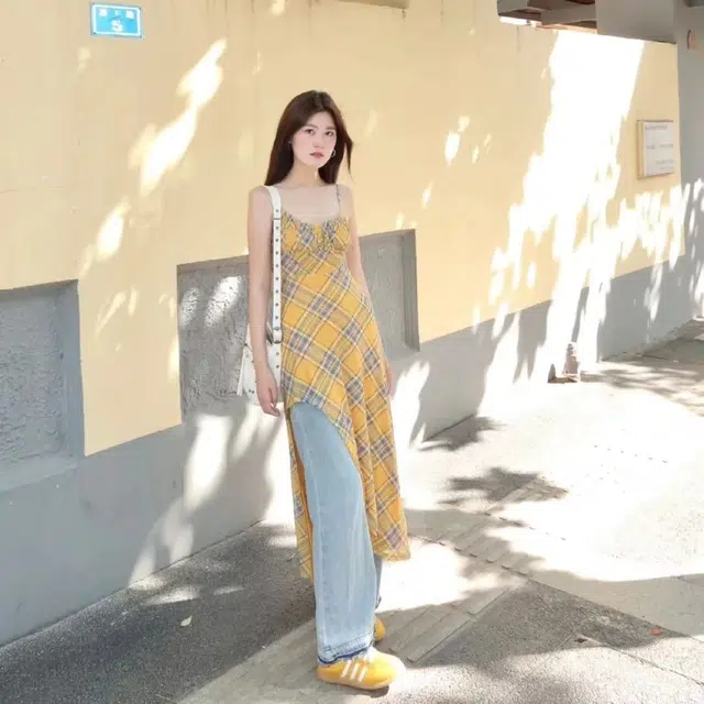 邓大喵 赫本风复古撞色格纹吊带女夏季洋气不规则百搭收腰长裙连衣裙 女款