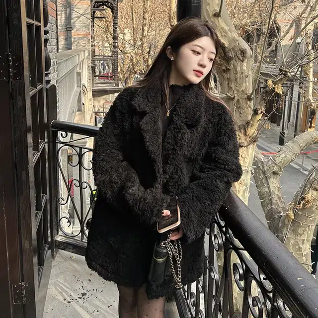 邓大喵 羊羔外套宽松上衣加厚秋冬季毛毛大衣皮草 女款