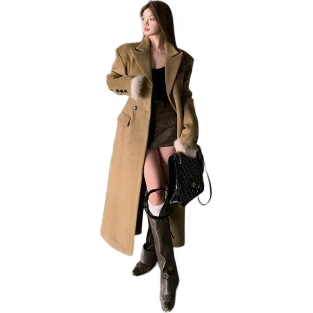邓大喵 大码毛毛拼接中长款过膝毛呢外套女秋冬高级宽松收腰呢子大衣 女款