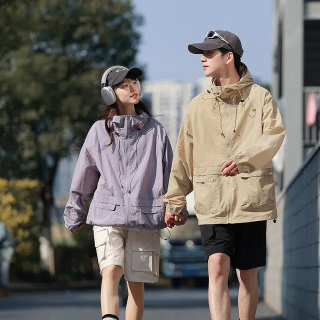 恒源祥 大口袋连帽宽松轻薄纯色简约防晒服 男款