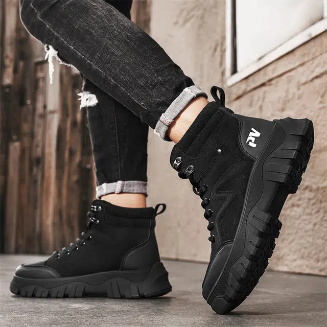 皮革 简约个性时尚经典百搭潮流 短筒 马丁靴 男款