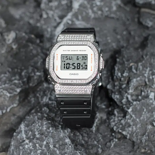 CASIO DW-5600WS-4